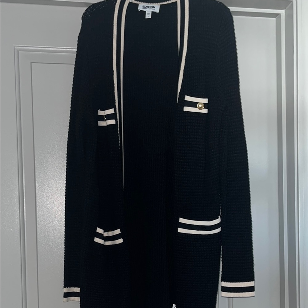 Express Black Open-Front Sweater Caridgan w Elegant Gold Buttons